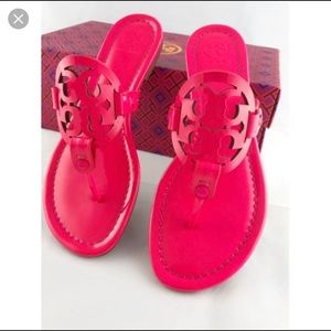Hot pink Tory Burch sandals !